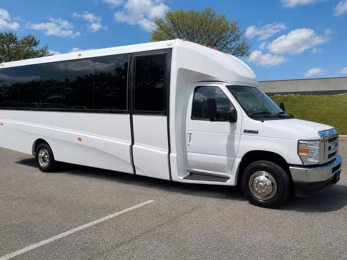 hallandale beach 20 passenger minibus rental