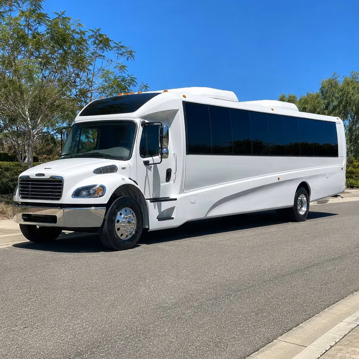 hallandale beach 35 passenger minibus rental