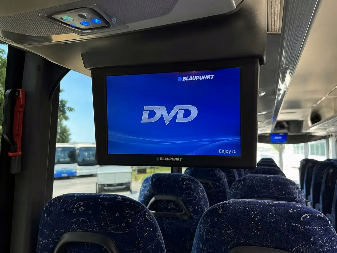 hallandale beach 56 passenger charter bus tvs