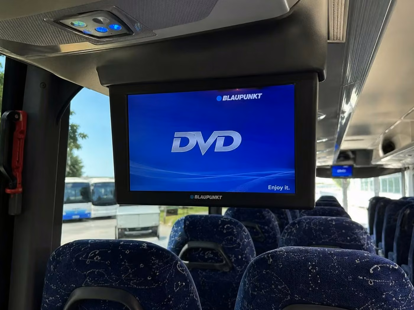 hallandale beach charter bus tv monitors